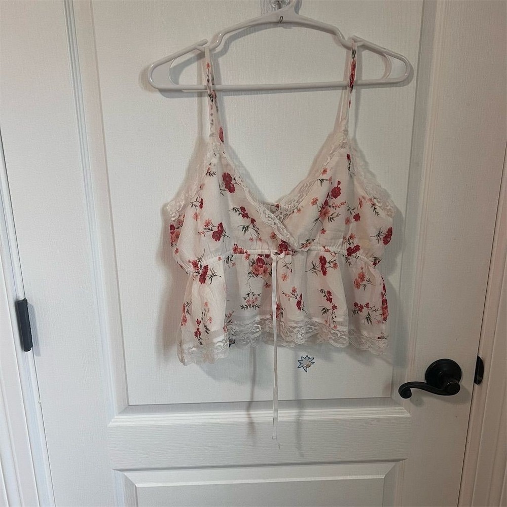American Eagle Women's Floral Cami Tank Top Lace Trim Size Small Summer Top NWT